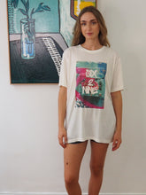 INBETWEEN TEE