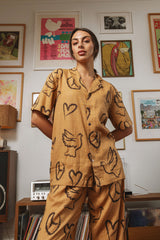 PEACE AND LOVE SHORT SLEEVE SHIRT